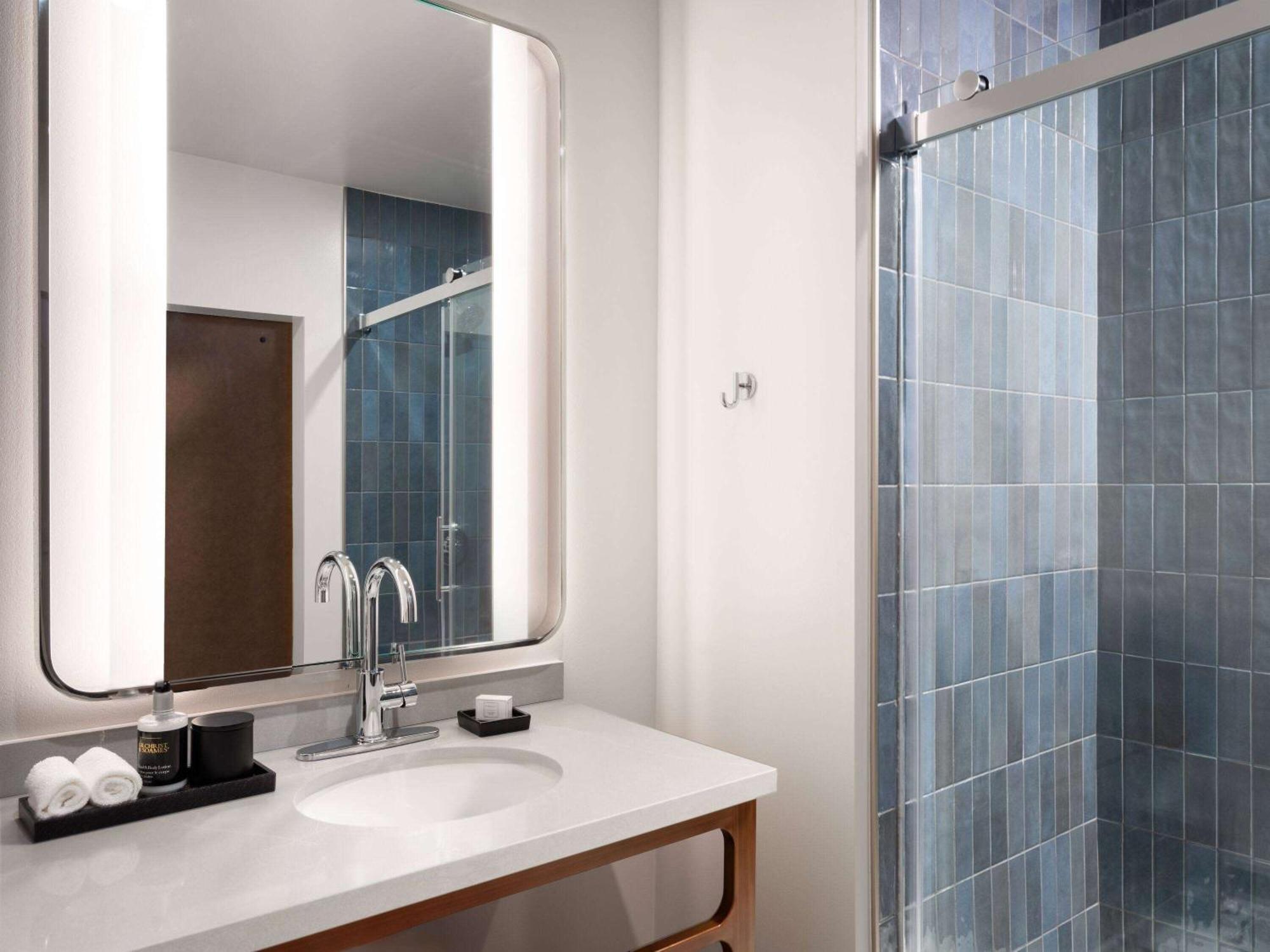 Origin Kansas City Riverfront, A Wyndham Hotel المظهر الخارجي الصورة